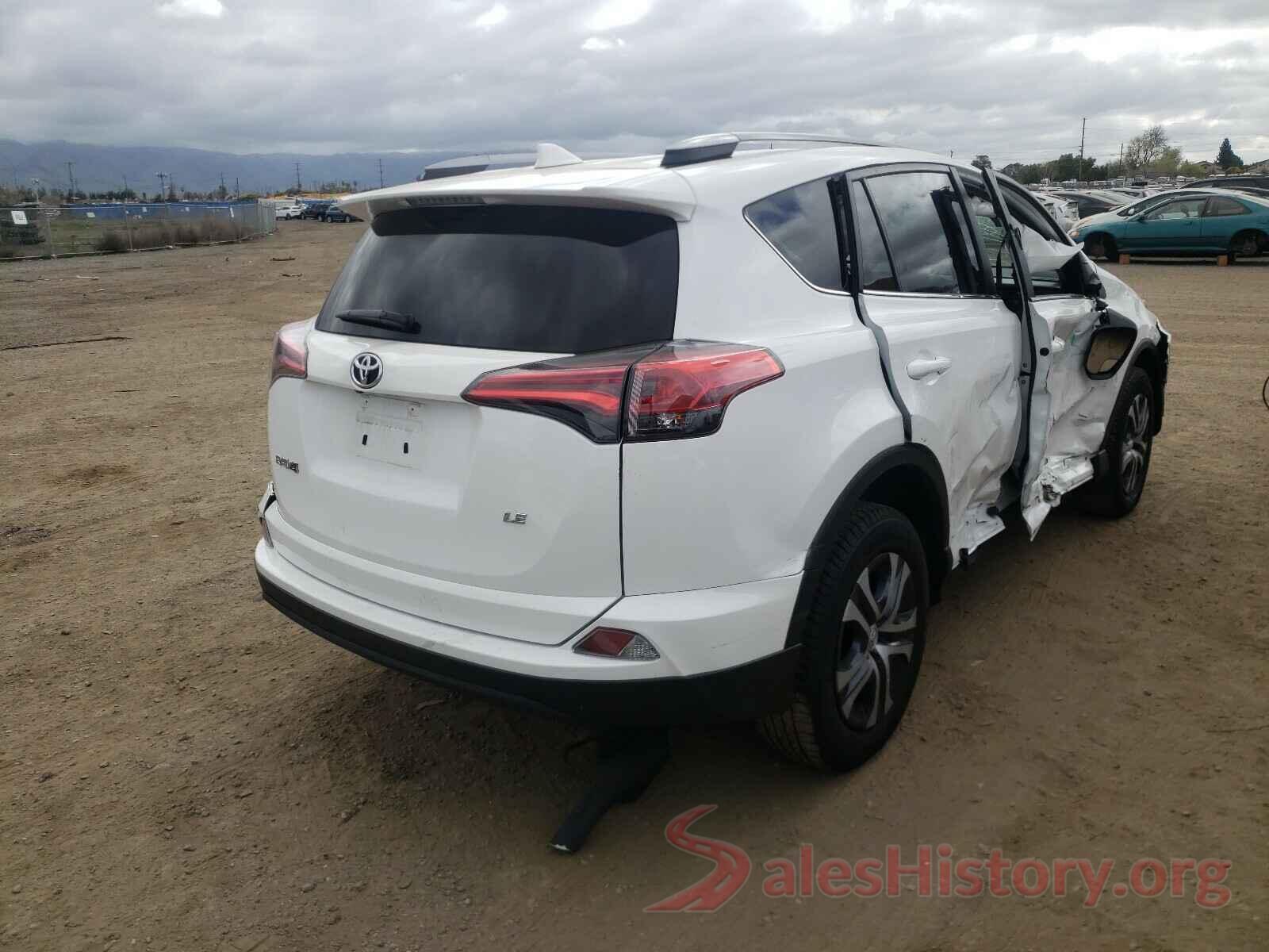 2T3ZFREV5HW390082 2017 TOYOTA RAV4