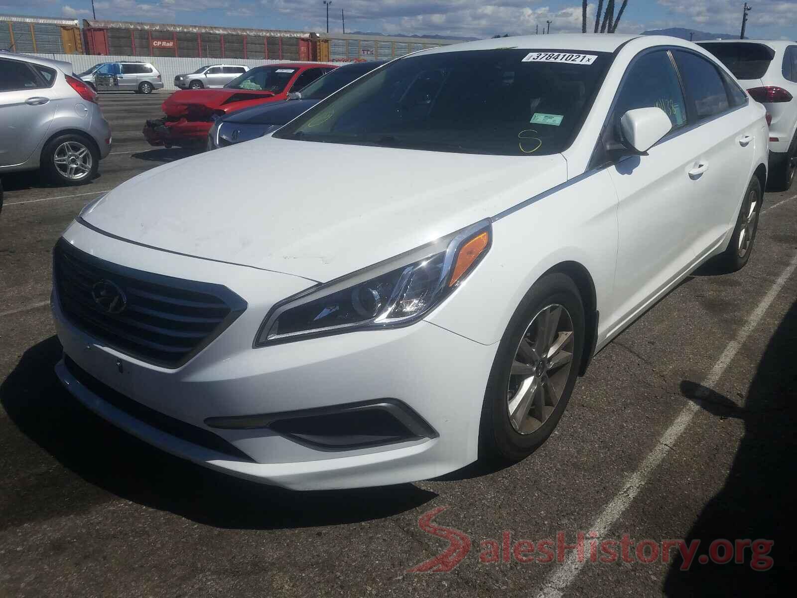 5NPE24AF2HH438897 2017 HYUNDAI SONATA