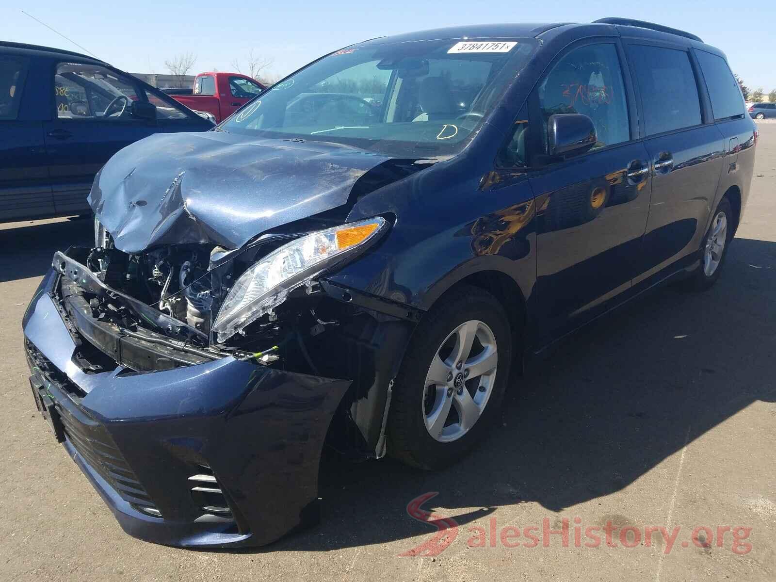 5TDKZ3DC6KS991905 2019 TOYOTA SIENNA