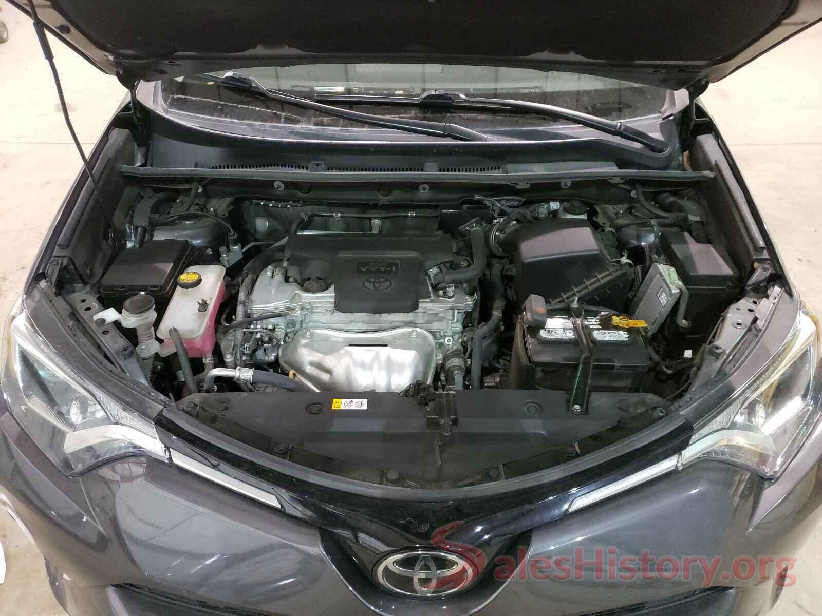 2T3RFREVXHW631537 2017 TOYOTA RAV4