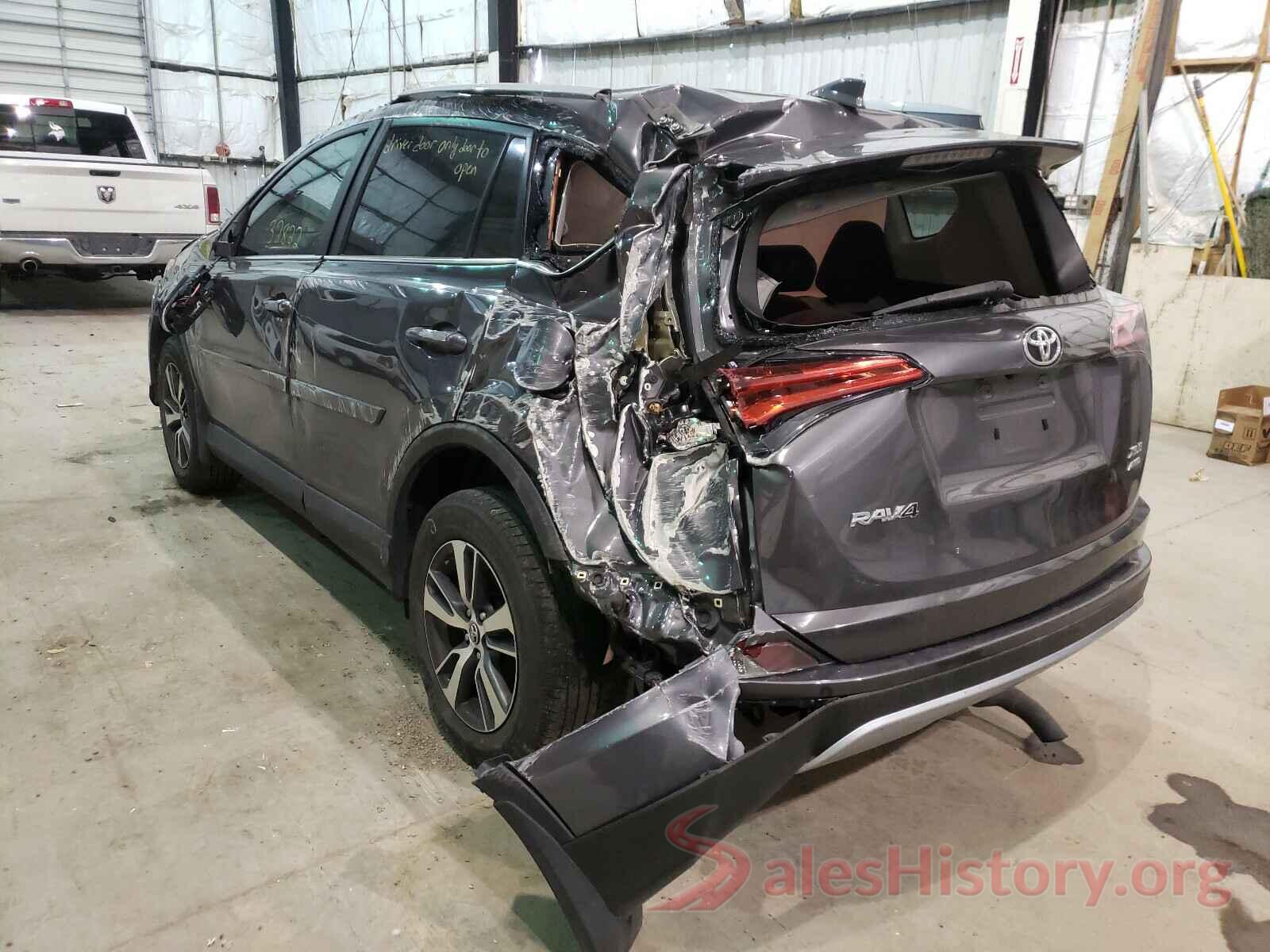 2T3RFREVXHW631537 2017 TOYOTA RAV4