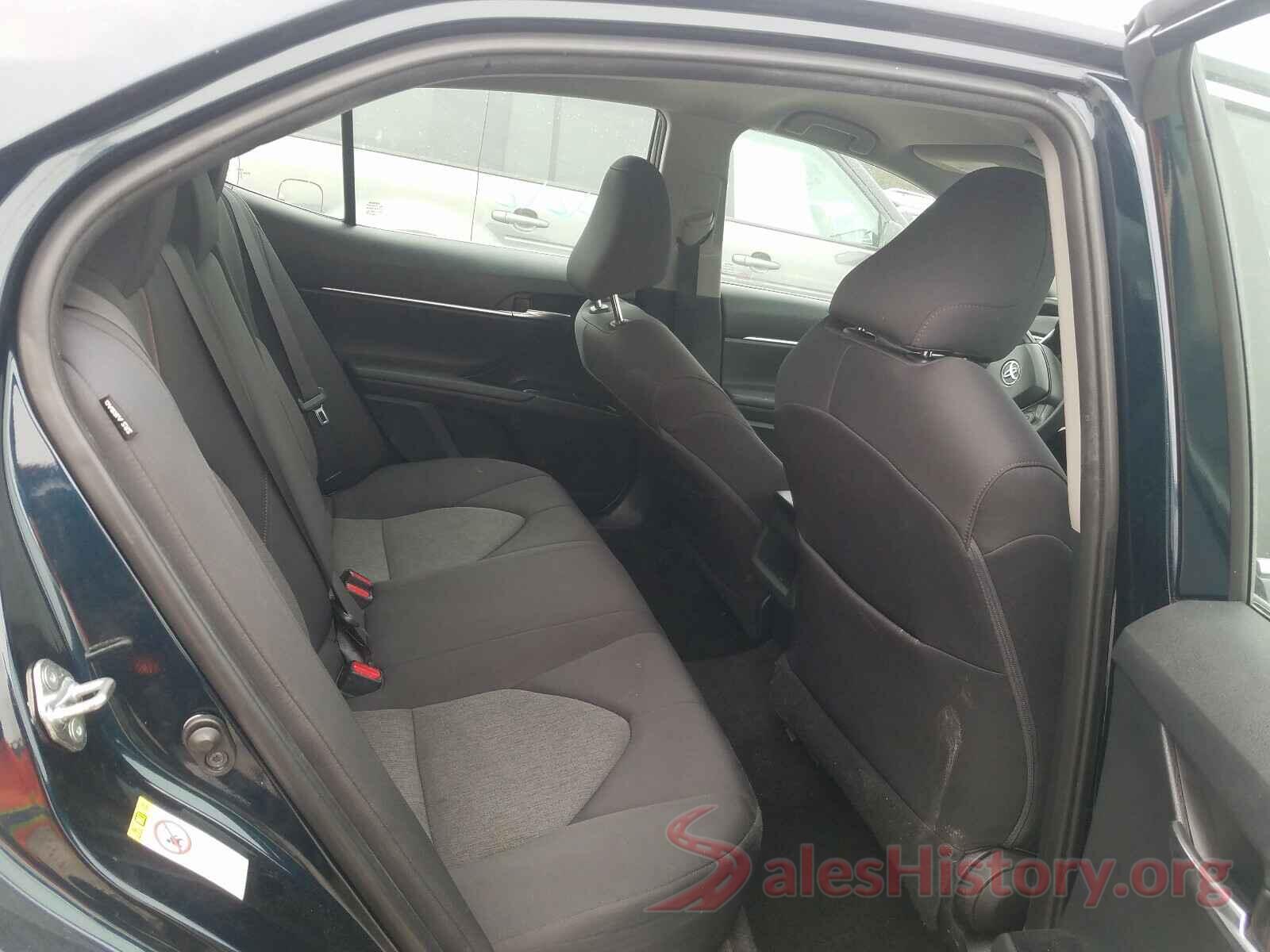 4T1B11HK3JU505070 2018 TOYOTA CAMRY