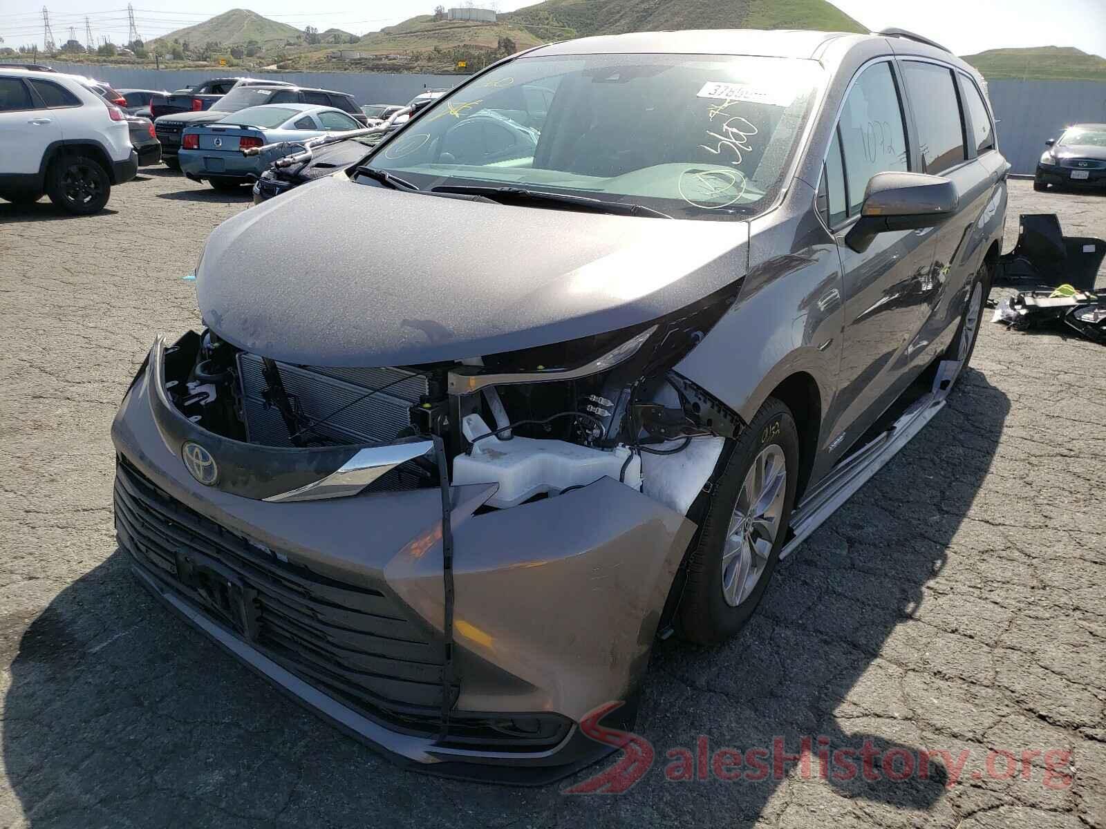 5TDKRKEC7MS011111 2021 TOYOTA SIENNA