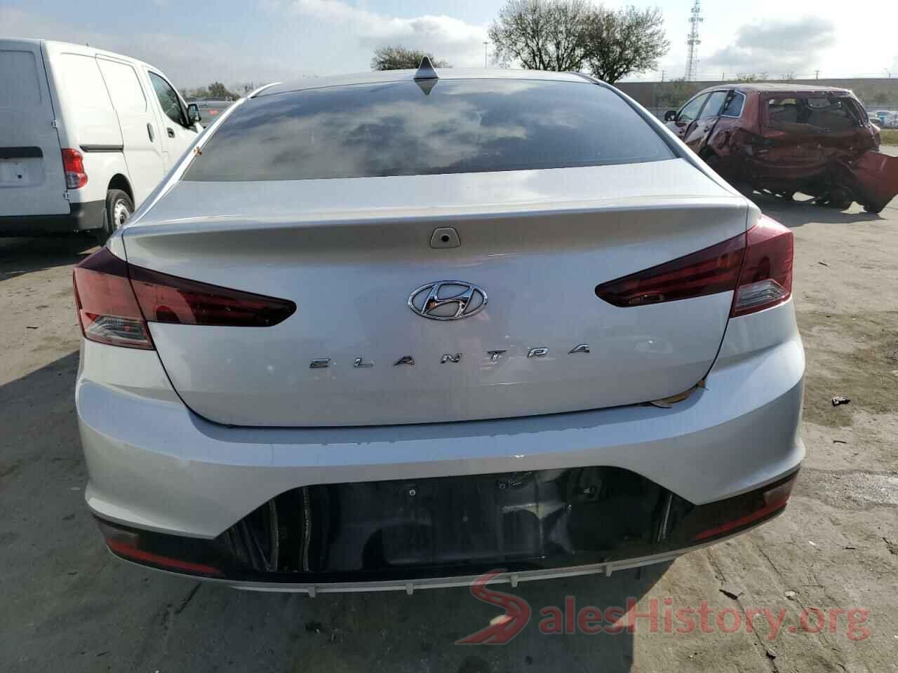 5NPD84LF7KH467133 2019 HYUNDAI ELANTRA