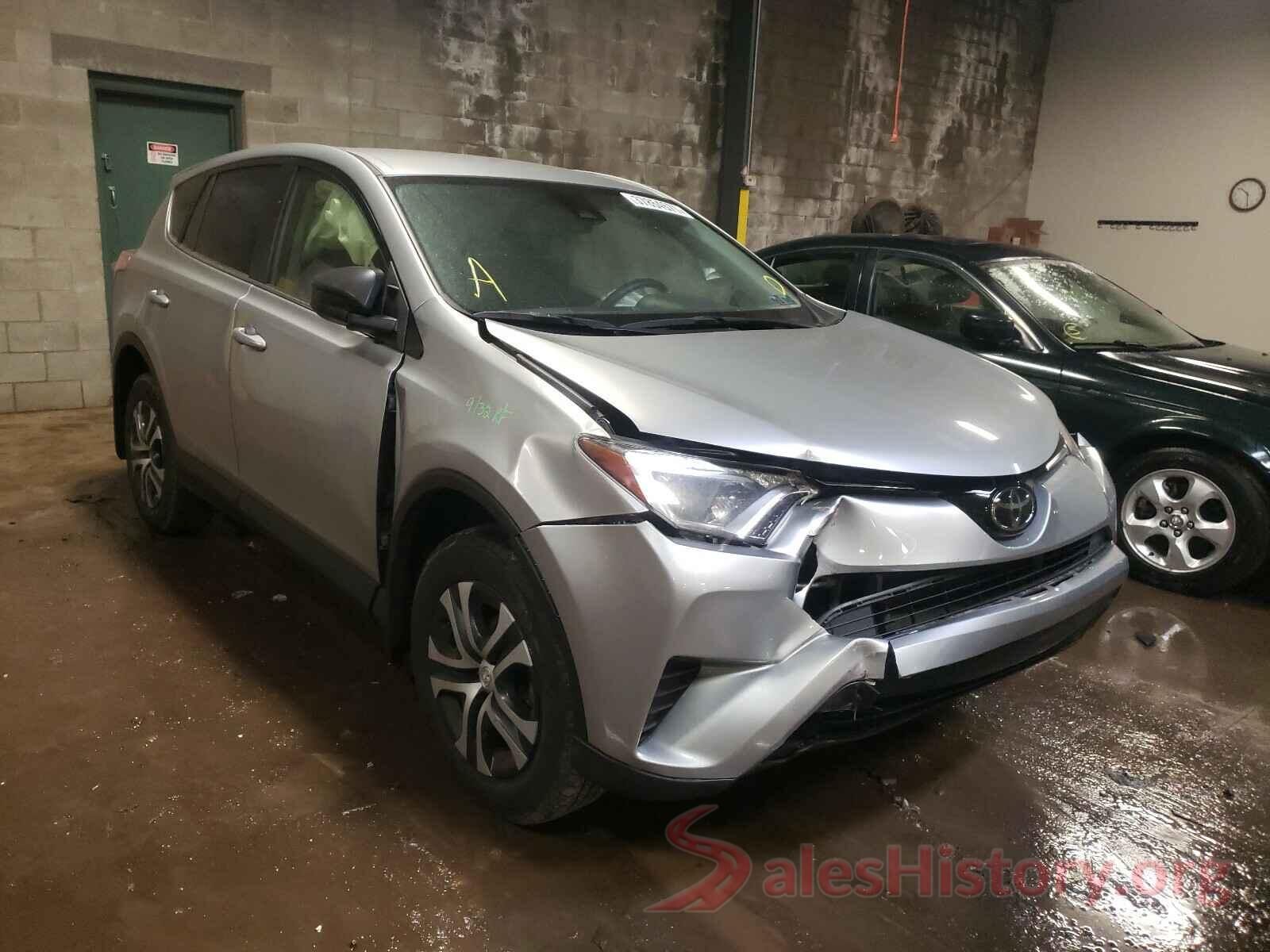 JTMBFREV1JJ226611 2018 TOYOTA RAV4