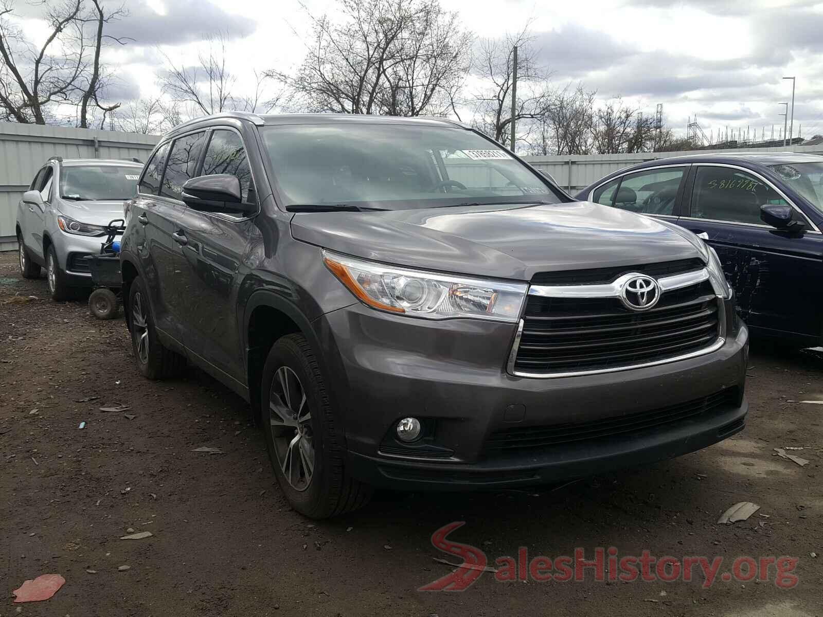 5TDJKRFH1GS256588 2016 TOYOTA HIGHLANDER