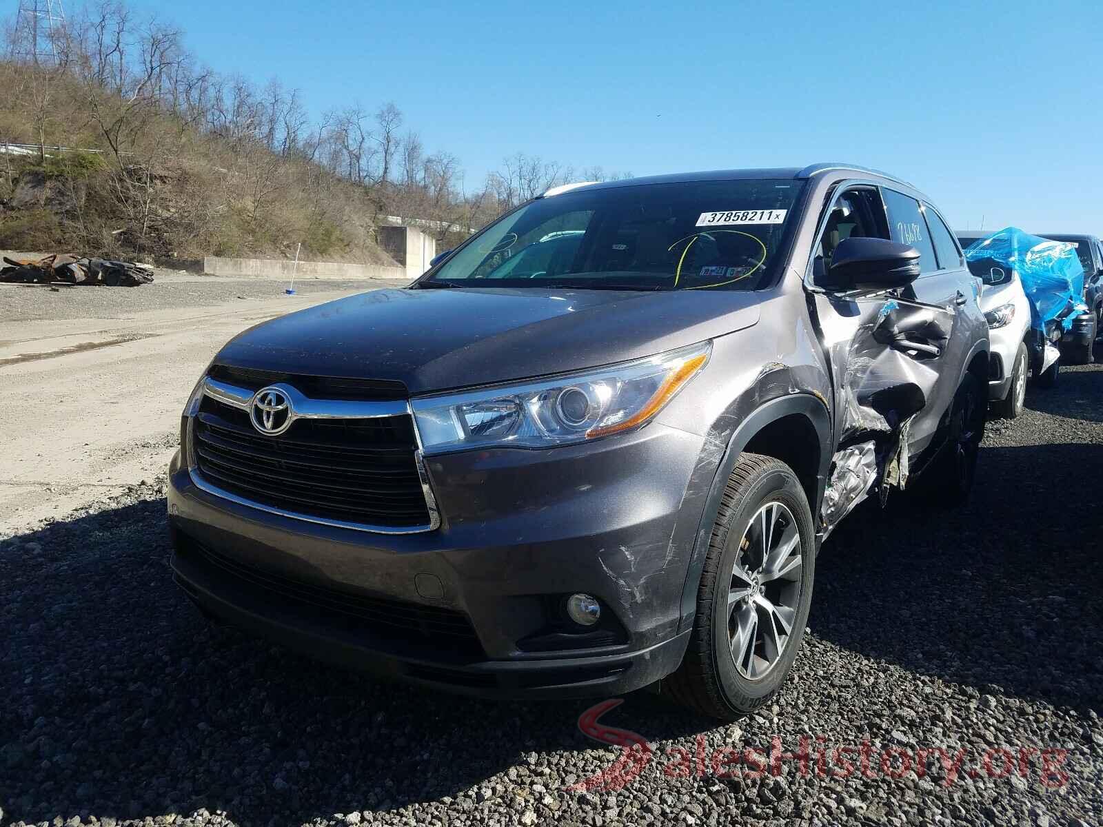 5TDJKRFH1GS256588 2016 TOYOTA HIGHLANDER