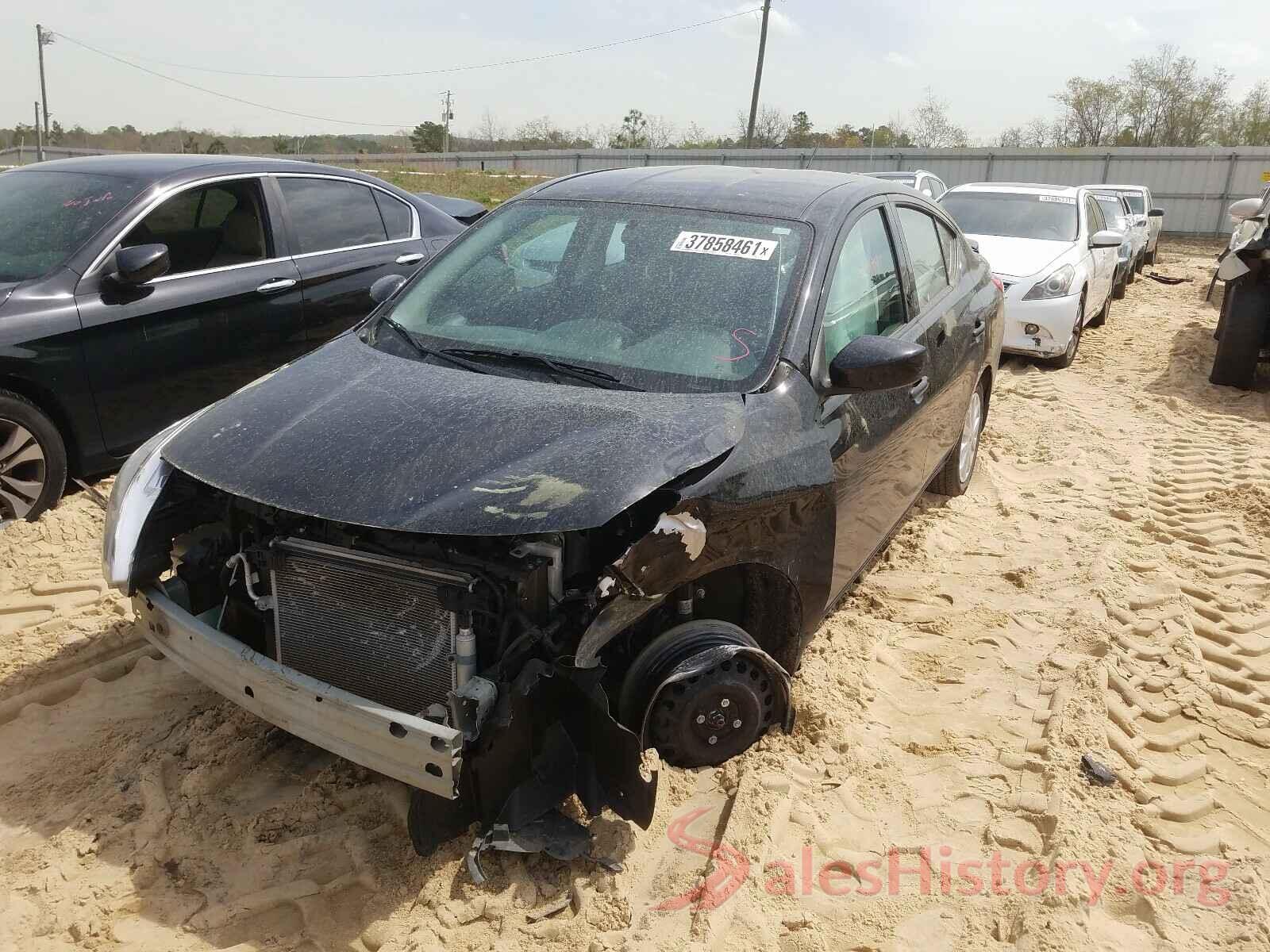 3N1CN7AP2KL872126 2019 NISSAN VERSA