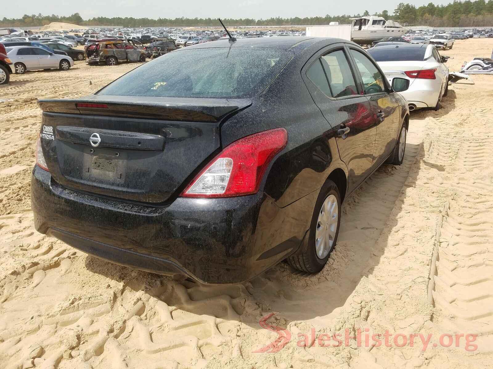 3N1CN7AP2KL872126 2019 NISSAN VERSA