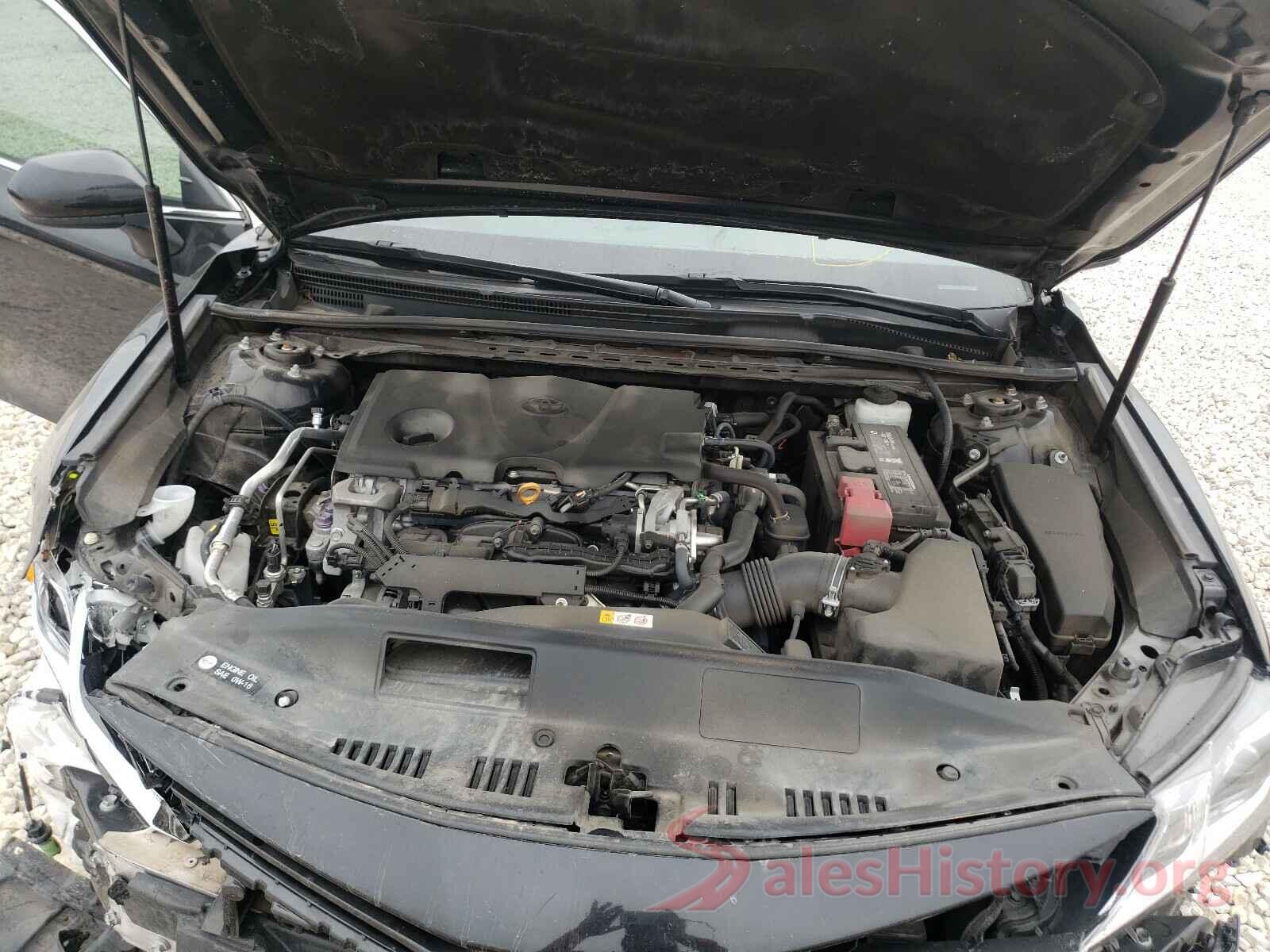 4T1B11HK0JU112045 2018 TOYOTA CAMRY