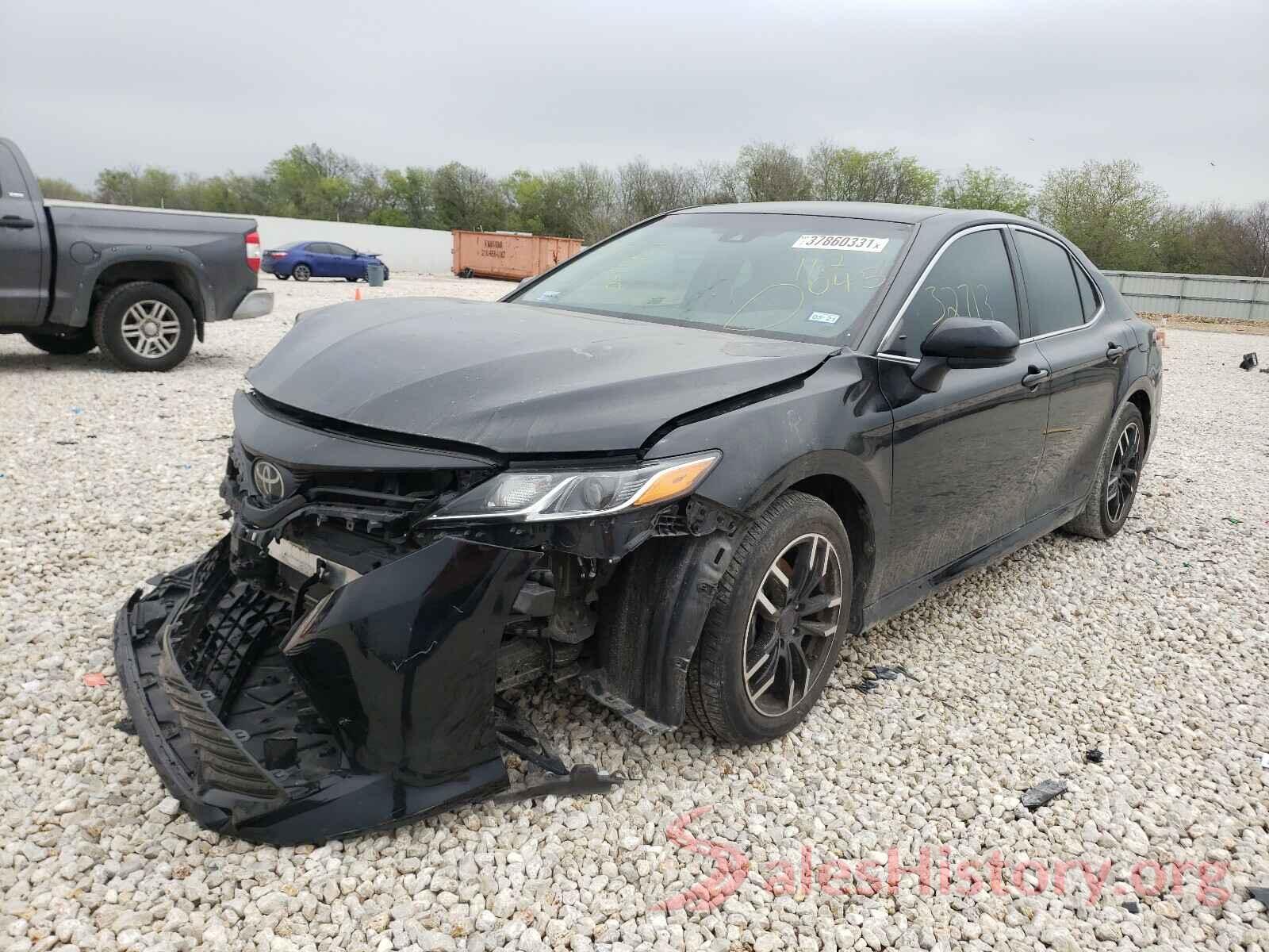 4T1B11HK0JU112045 2018 TOYOTA CAMRY