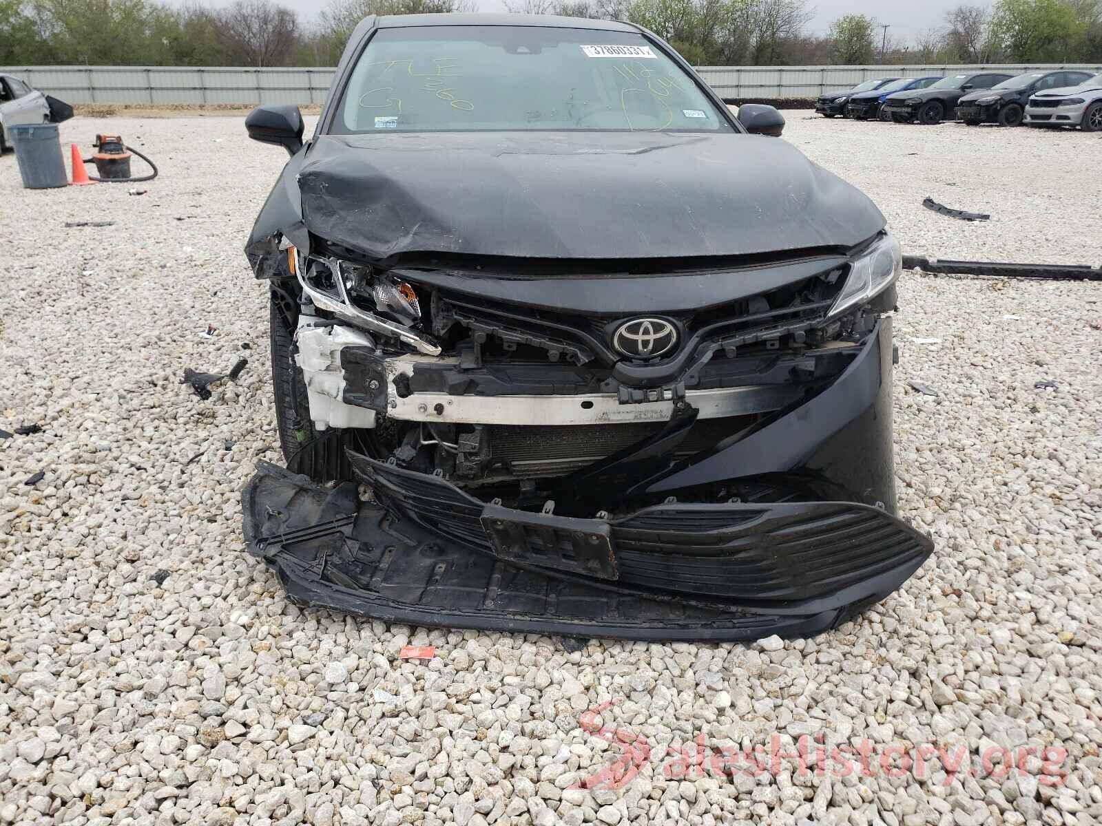 4T1B11HK0JU112045 2018 TOYOTA CAMRY