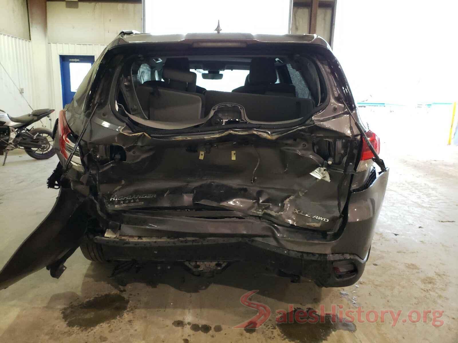 5TDJZRFH7JS844157 2018 TOYOTA HIGHLANDER