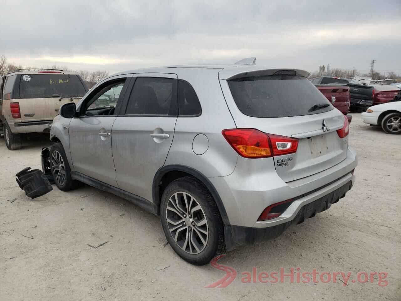 JA4AR3AU8JZ013731 2018 MITSUBISHI OUTLANDER