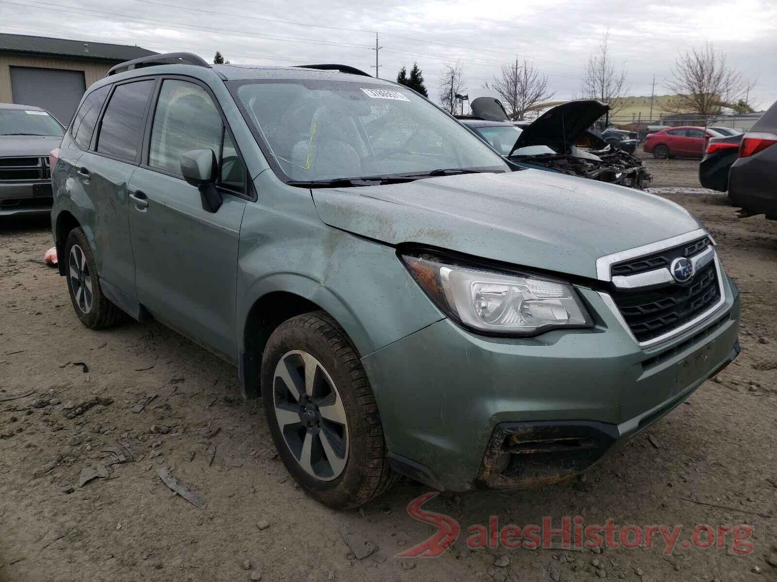 JF2SJAGC6JH433452 2018 SUBARU FORESTER