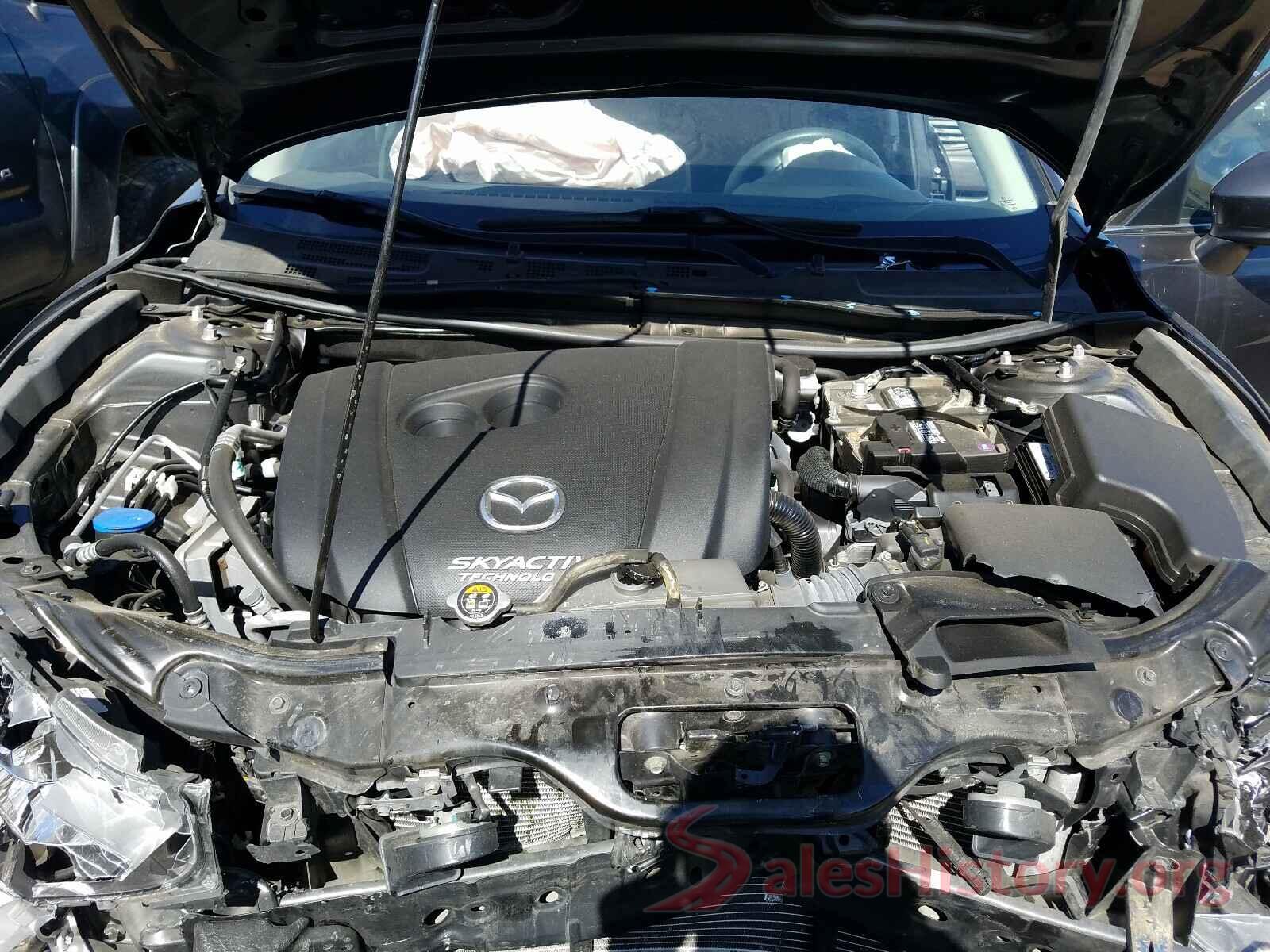 3MZBN1U79JM160588 2018 MAZDA 3