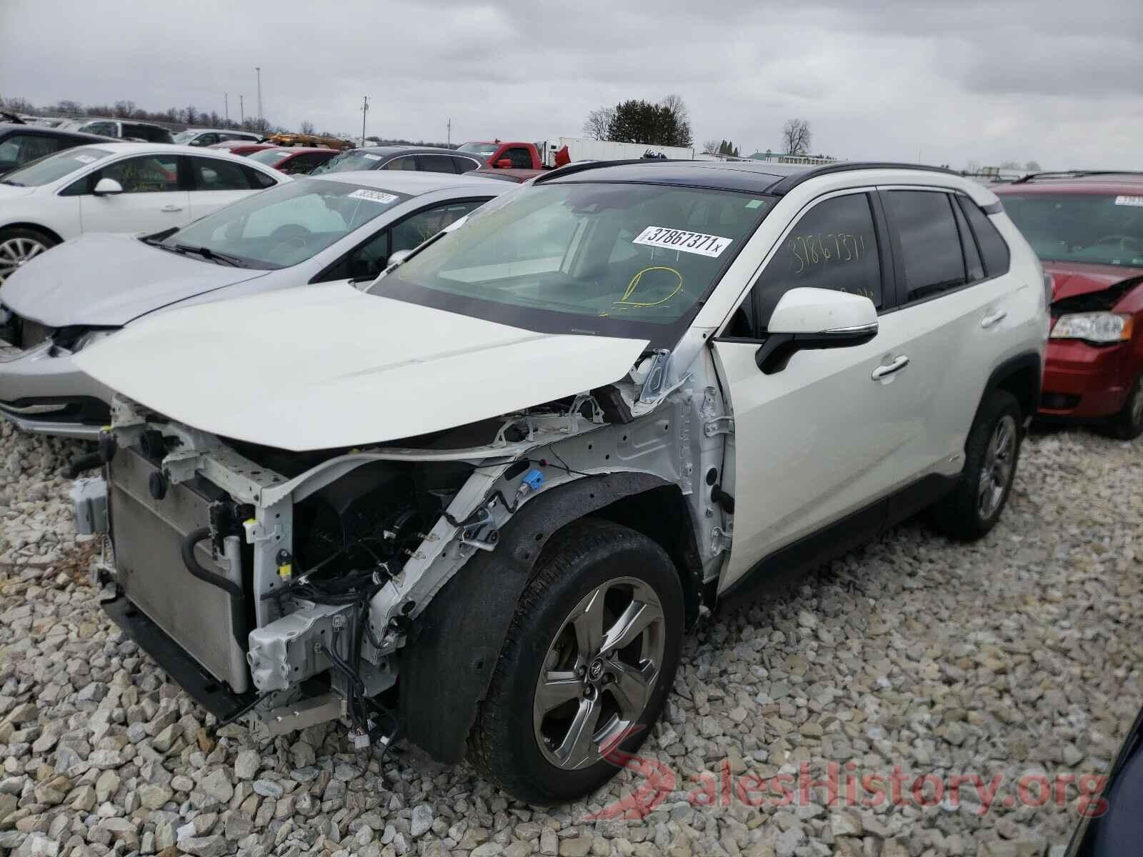 JTMDWRFV8KJ003376 2019 TOYOTA RAV4