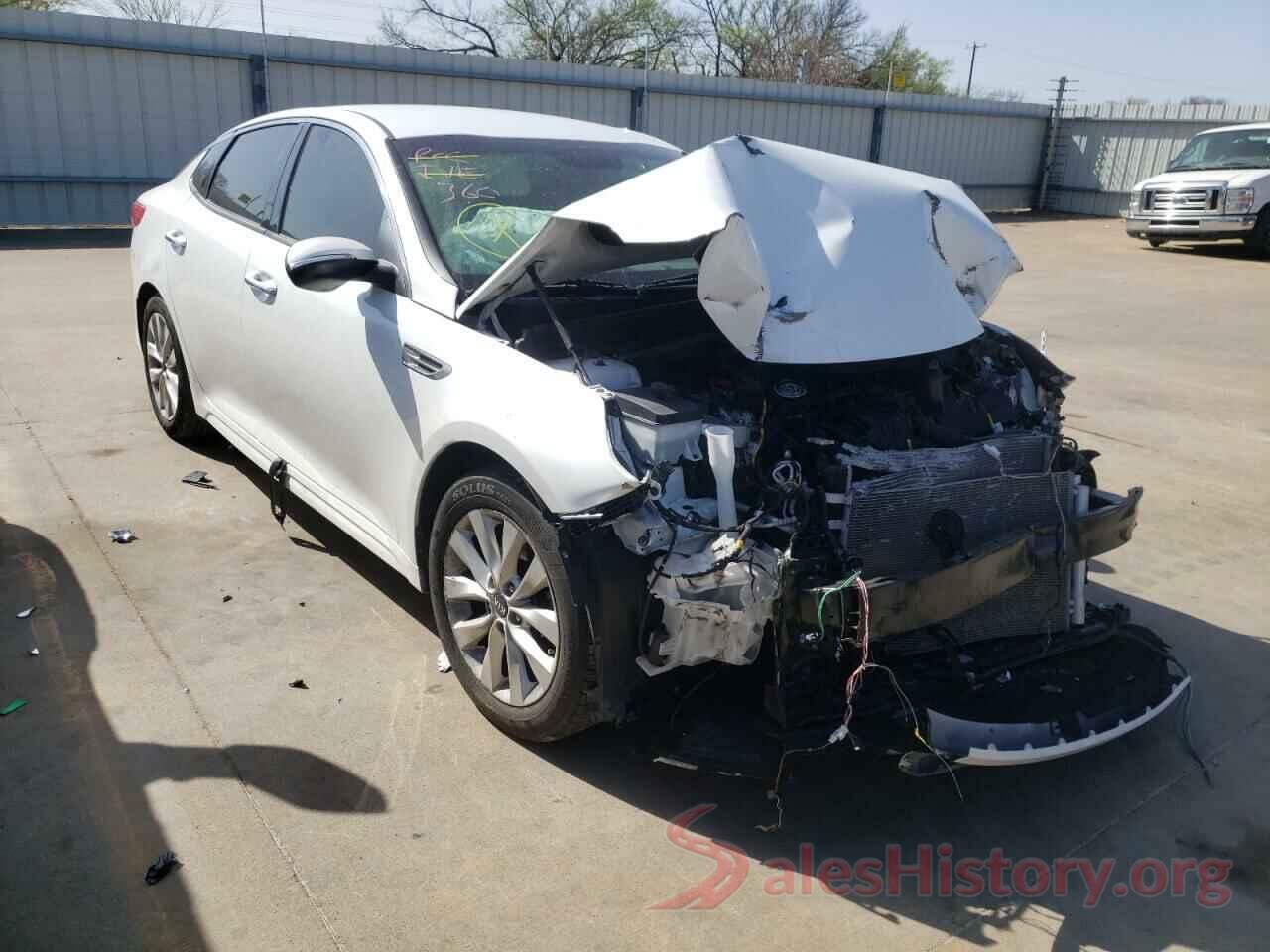 5XXGU4L34JG212383 2018 KIA OPTIMA