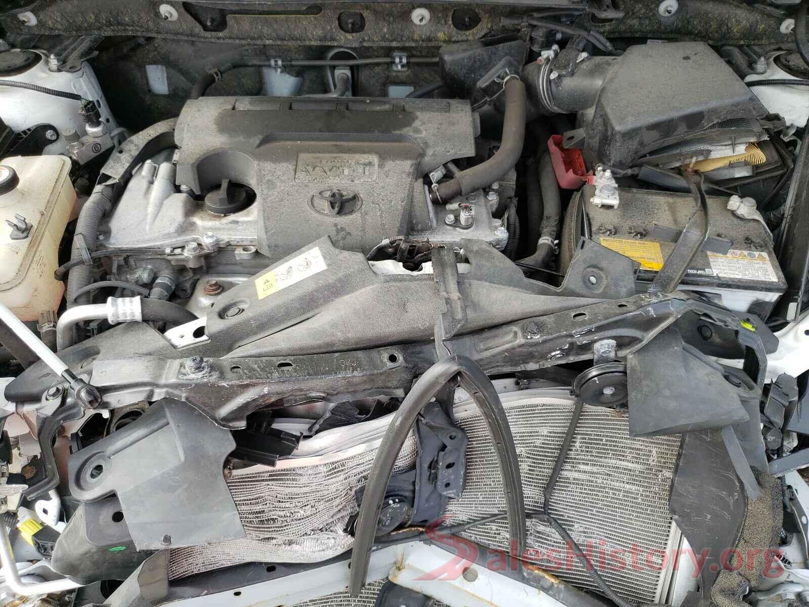 JTMRFREV8HJ716164 2017 TOYOTA RAV4