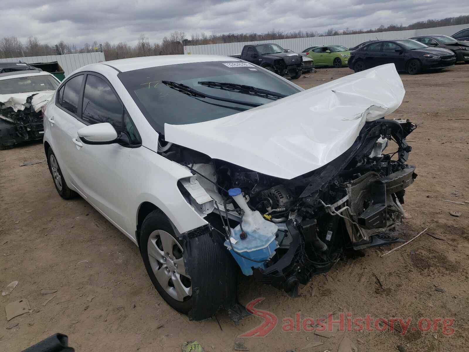 3KPFL4A78JE230639 2018 KIA FORTE