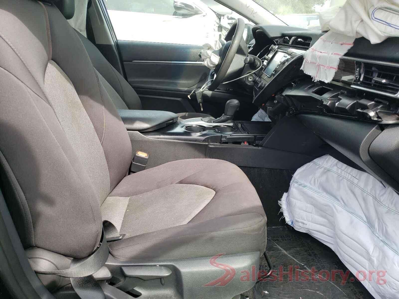 4T1B11HK5JU569482 2018 TOYOTA CAMRY