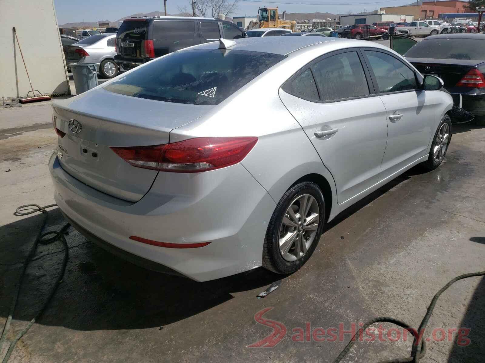 5NPD84LF5JH365232 2018 HYUNDAI ELANTRA