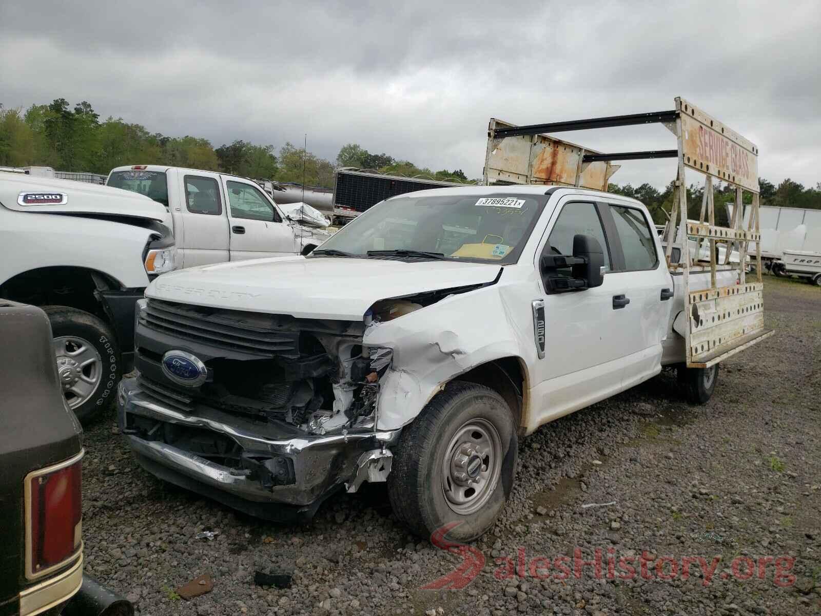 1FT7W2A6XJEC23551 2018 FORD F250