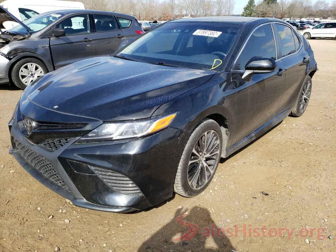 JTNB11HK9J3005839 2018 TOYOTA CAMRY