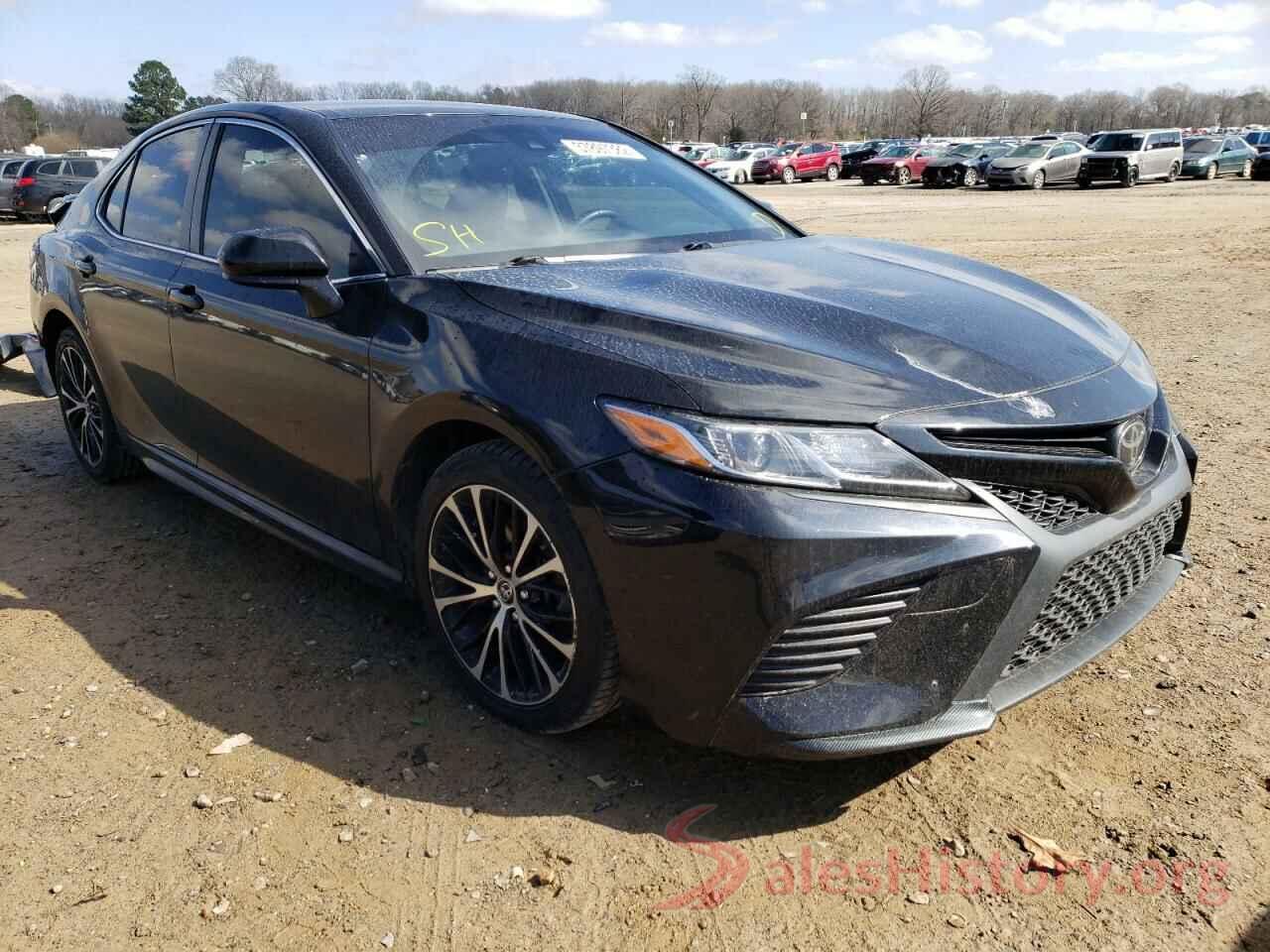 JTNB11HK9J3005839 2018 TOYOTA CAMRY