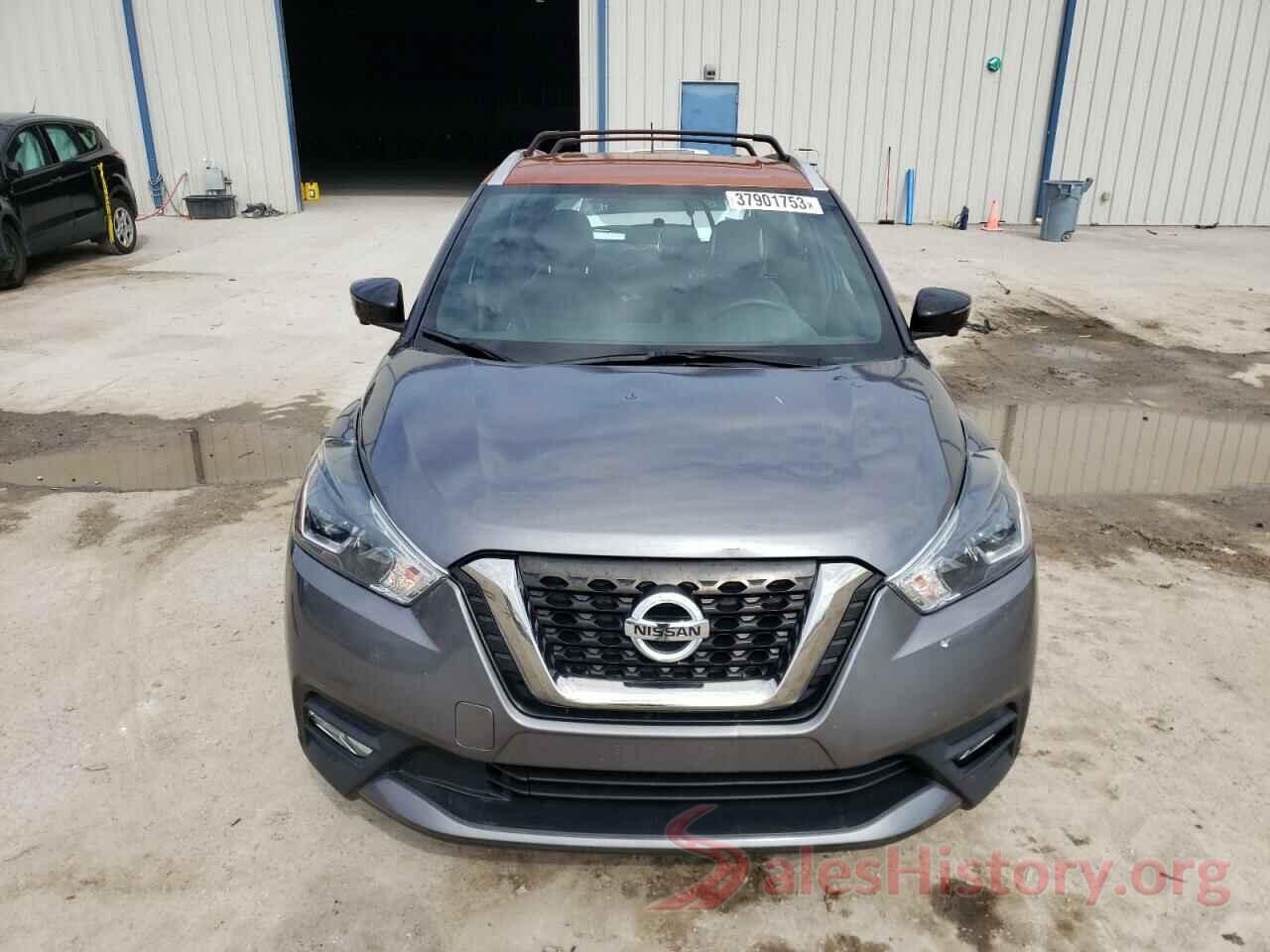 3N1CP5CU2JL513035 2018 NISSAN KICKS