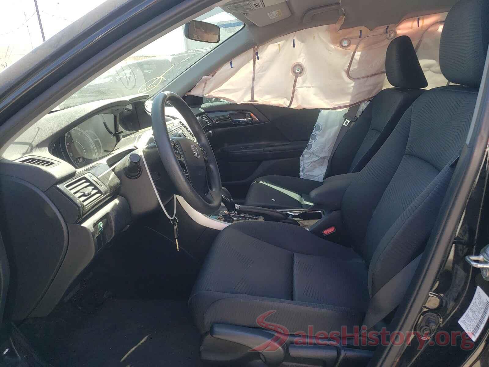 1HGCR2F32HA135827 2017 HONDA ACCORD