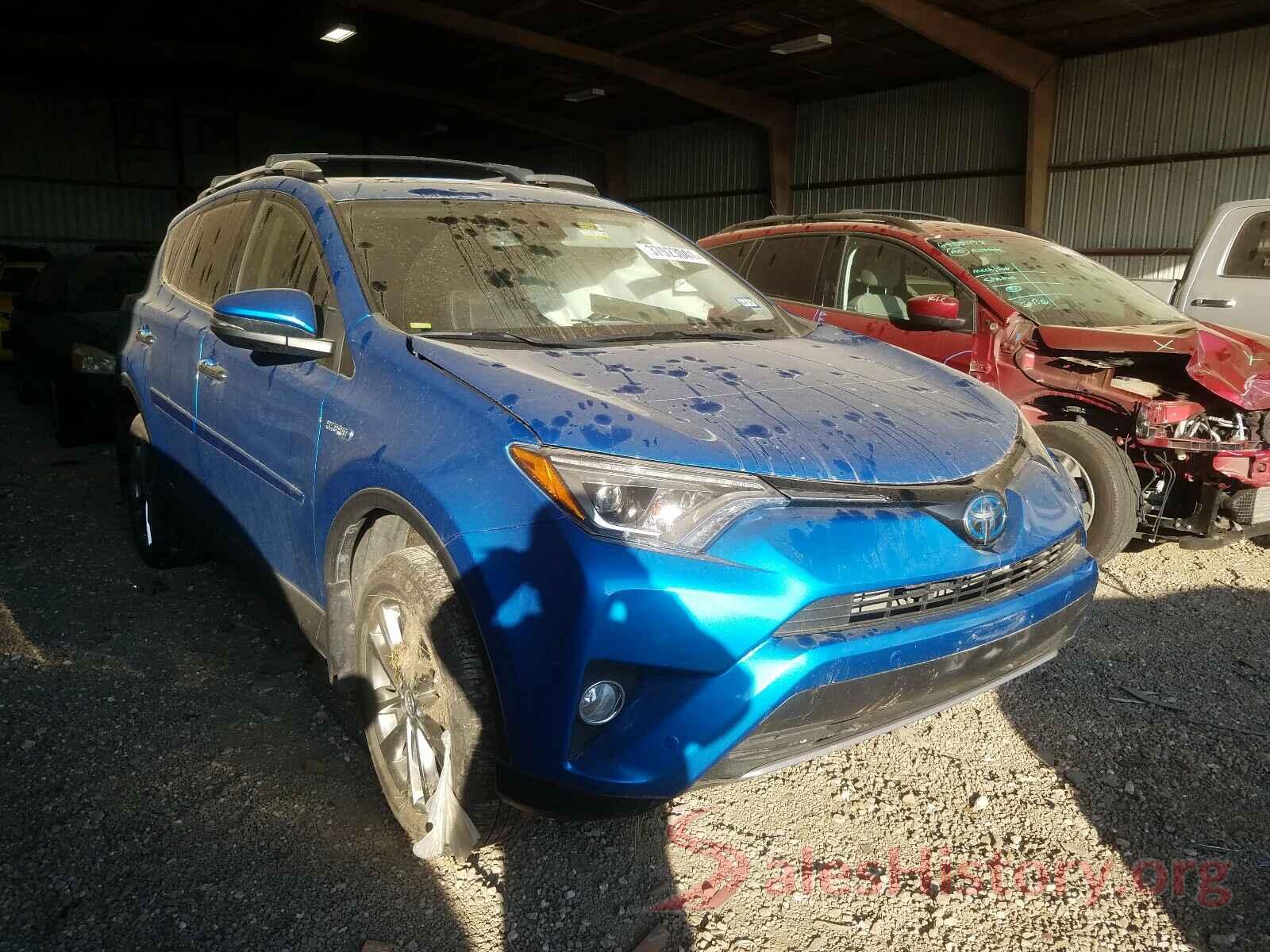 JTMDJREV4JD225880 2018 TOYOTA RAV4