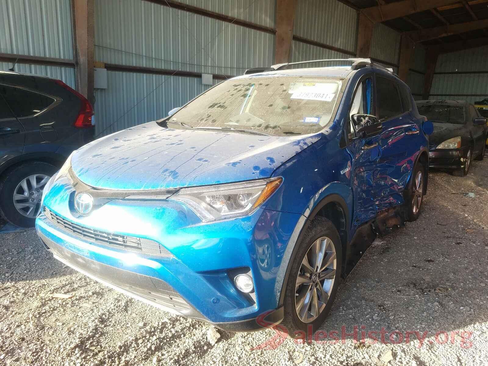 JTMDJREV4JD225880 2018 TOYOTA RAV4