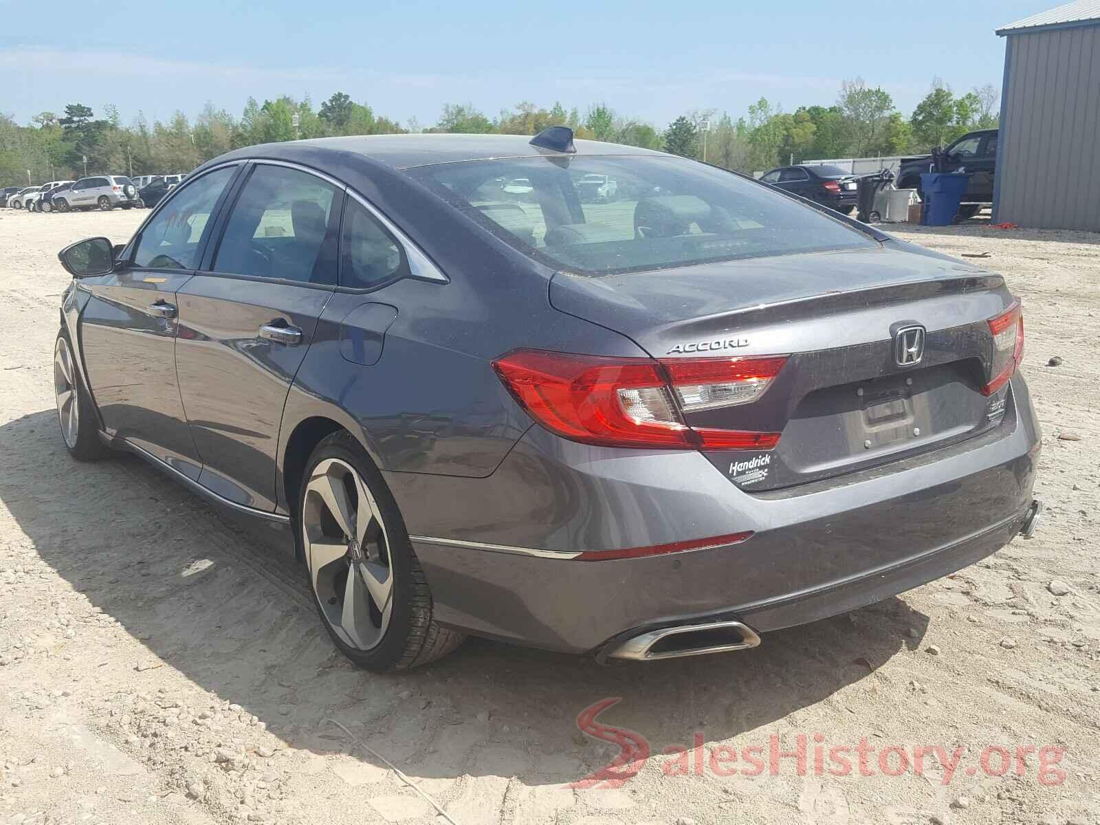 1HGCV2F92JA033322 2018 HONDA ACCORD