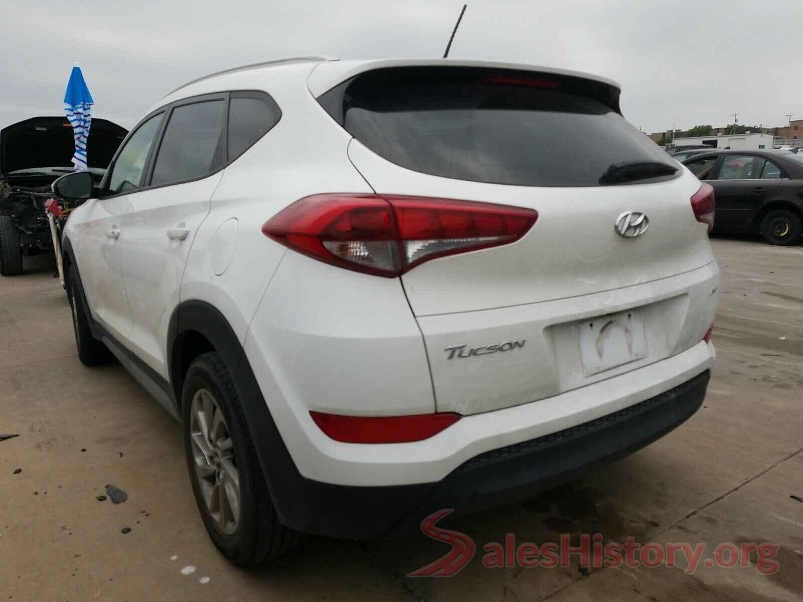 KM8J3CA41HU437956 2017 HYUNDAI TUCSON