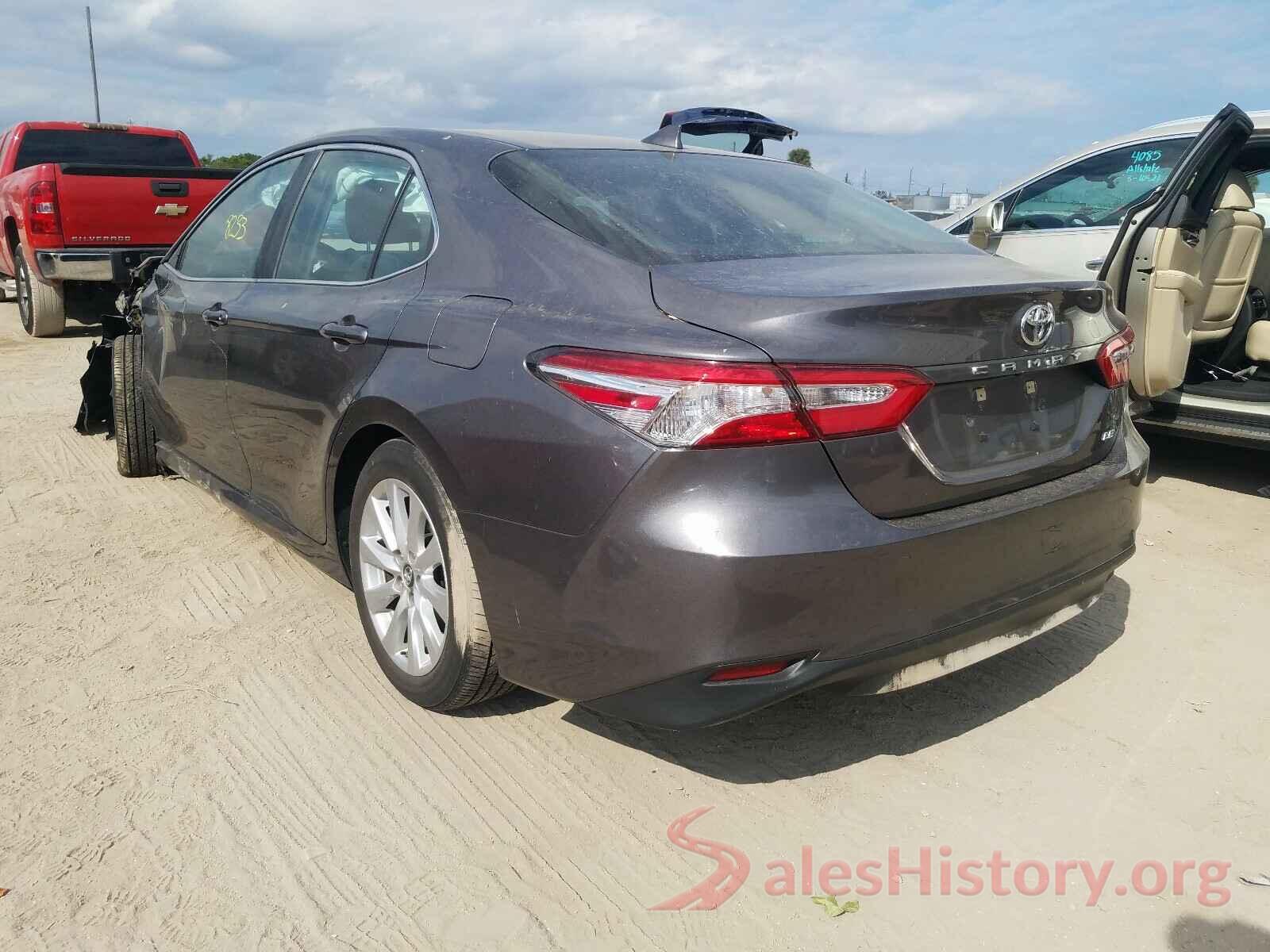 4T1B11HK8KU264737 2019 TOYOTA CAMRY