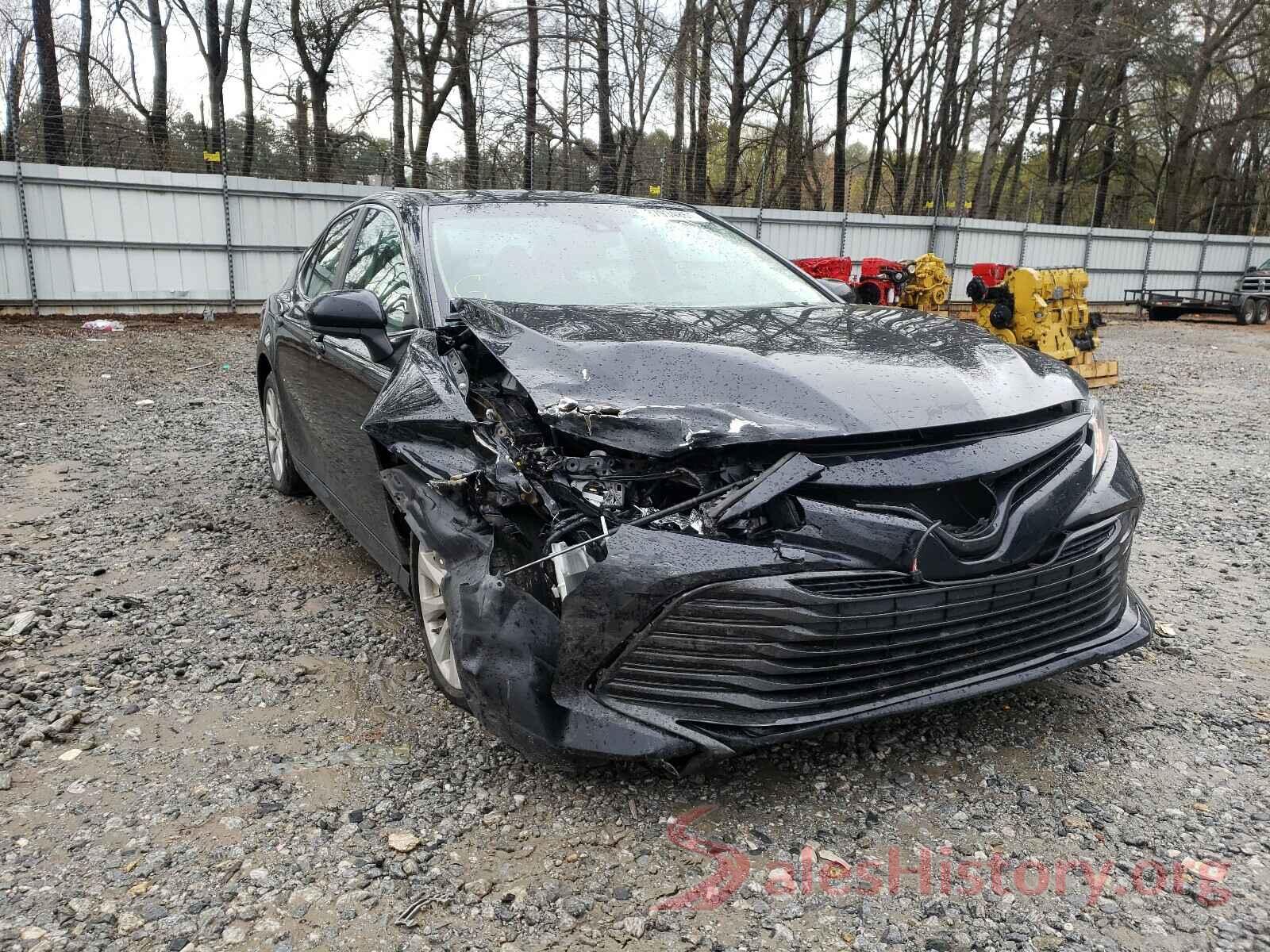 4T1B11HK7JU115878 2018 TOYOTA CAMRY