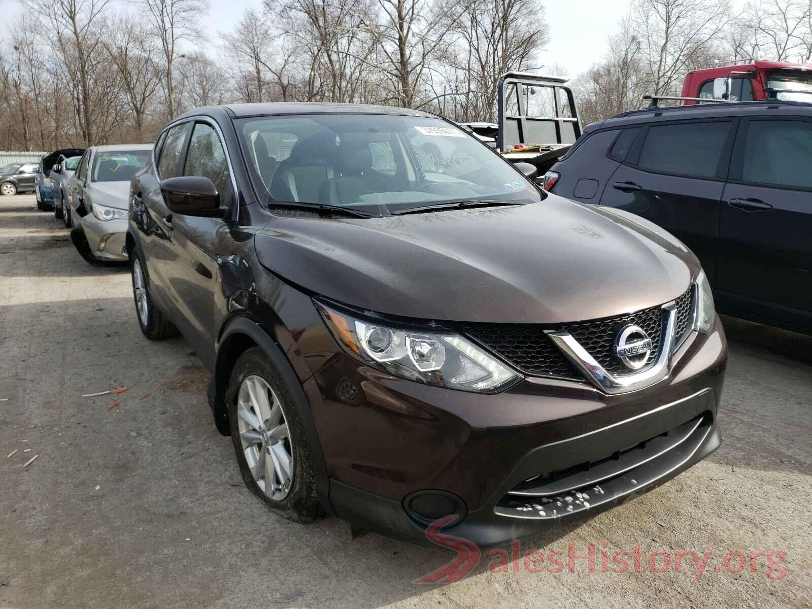 JN1BJ1CR8HW107718 2017 NISSAN ROGUE