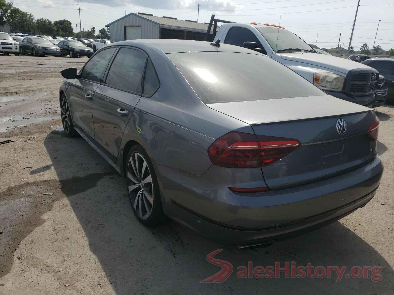 1VWJM7A33JC039754 2018 VOLKSWAGEN PASSAT