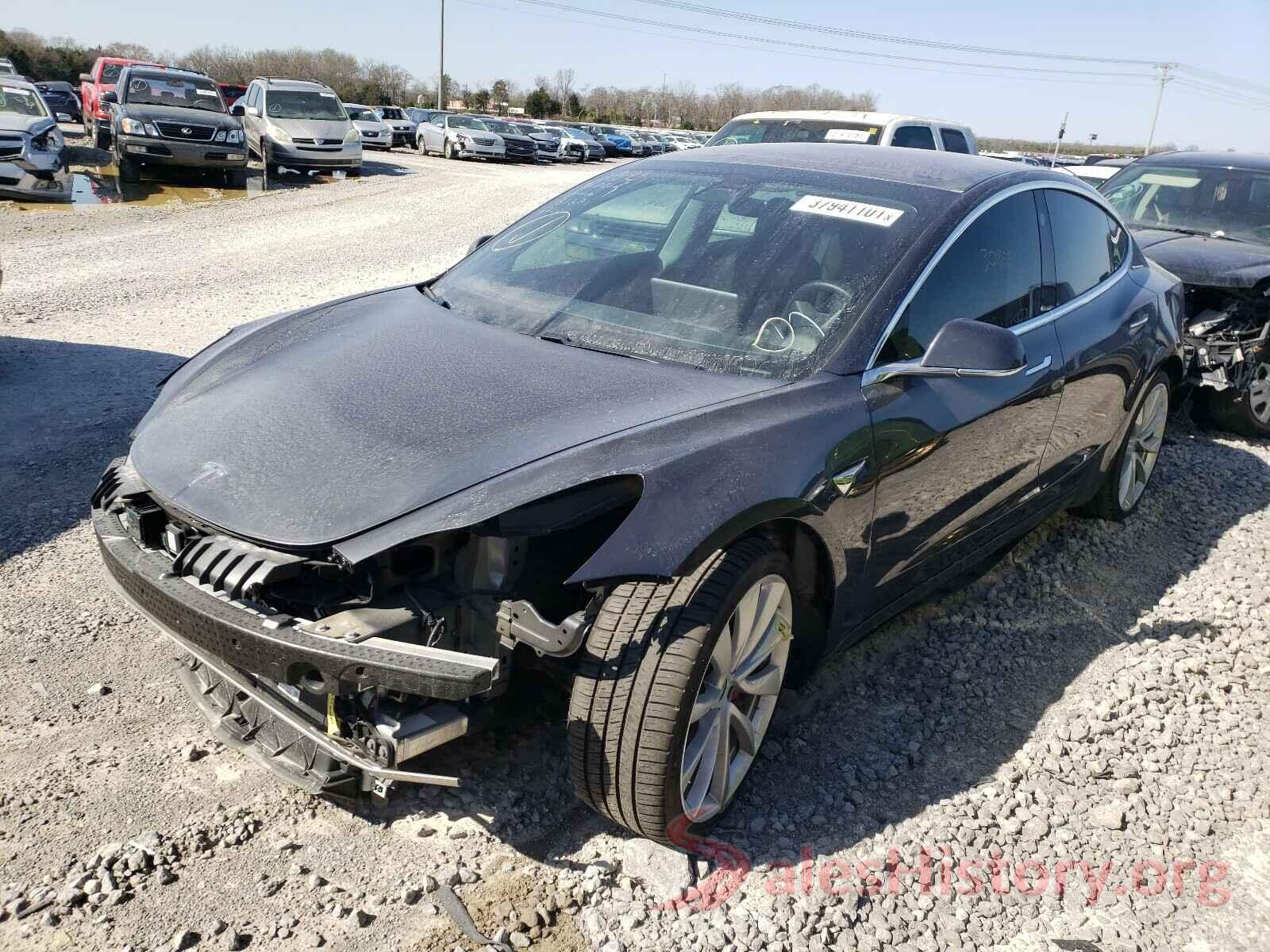 5YJ3E1EB8JF083310 2018 TESLA MODEL 3