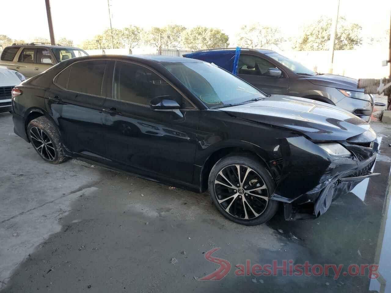 4T1G11AK7LU384045 2020 TOYOTA CAMRY