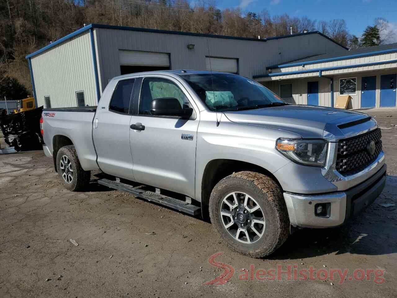 5TFUY5F19JX689181 2018 TOYOTA TUNDRA