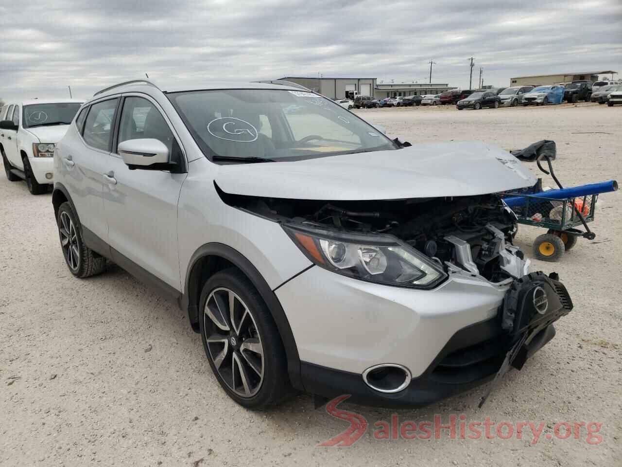 JN1BJ1CP4JW196515 2018 NISSAN ROGUE