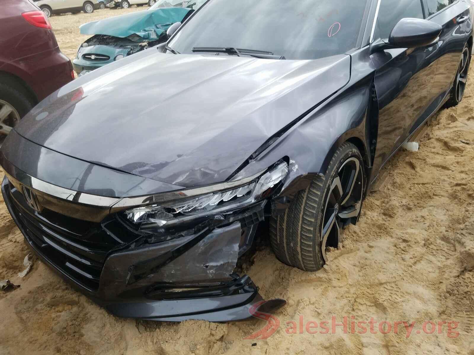 1HGCV2F38KA013749 2019 HONDA ACCORD