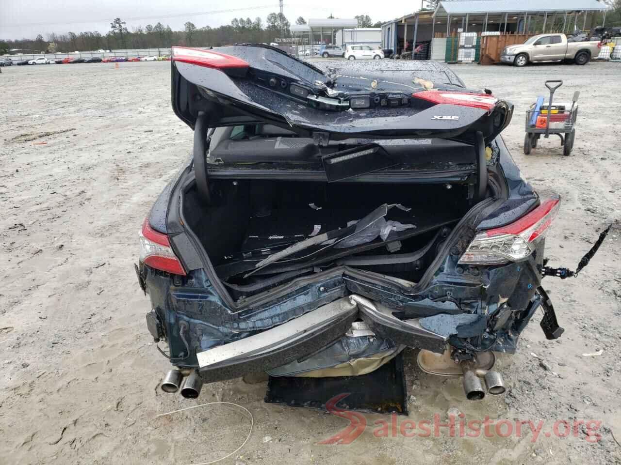 4T1B61HK4KU286042 2019 TOYOTA CAMRY