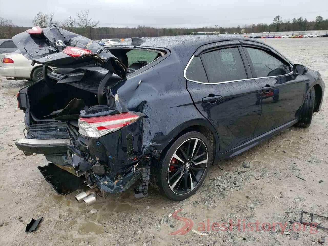 4T1B61HK4KU286042 2019 TOYOTA CAMRY