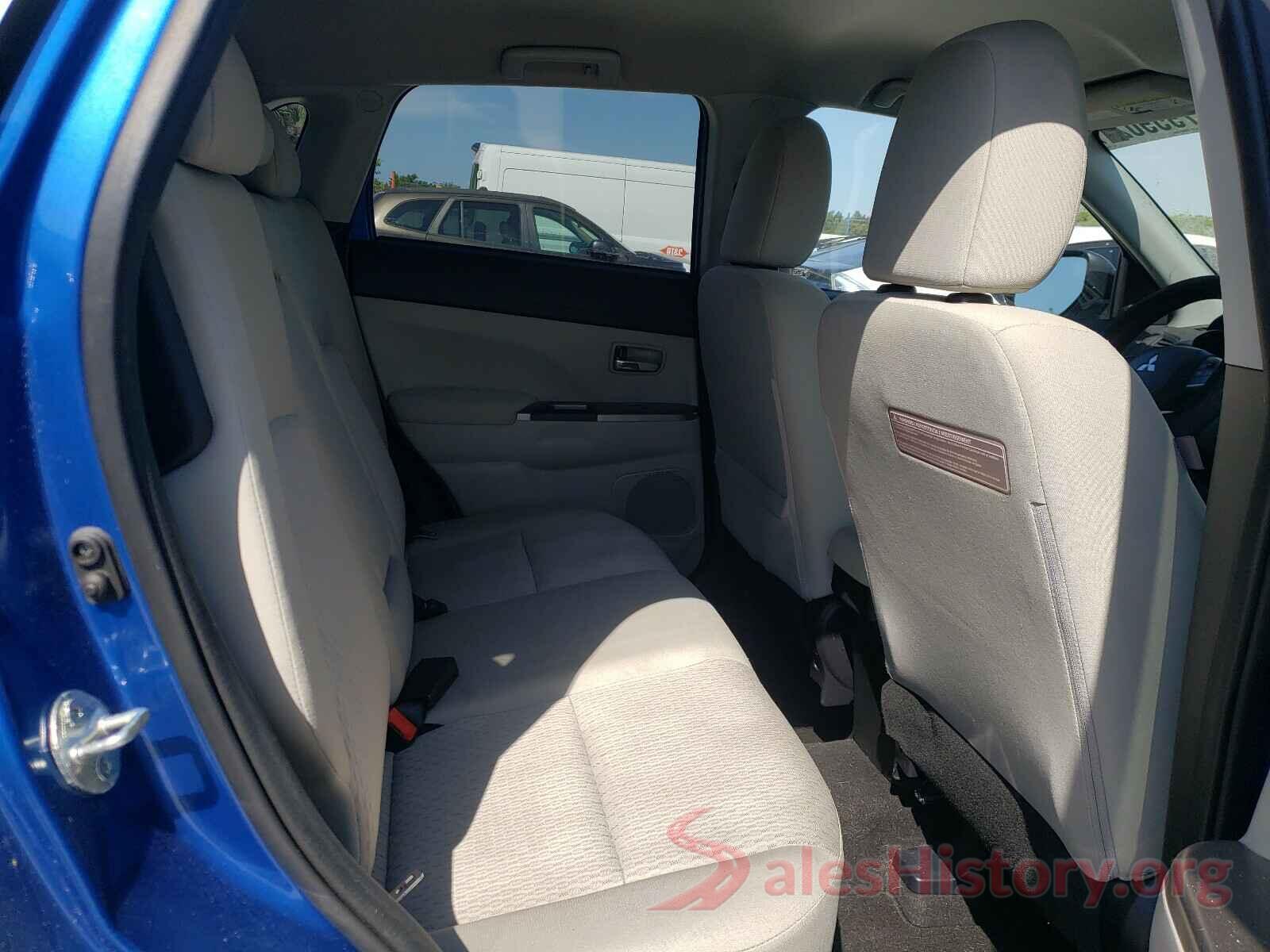 JA4AP3AU0JU024662 2018 MITSUBISHI OUTLANDER