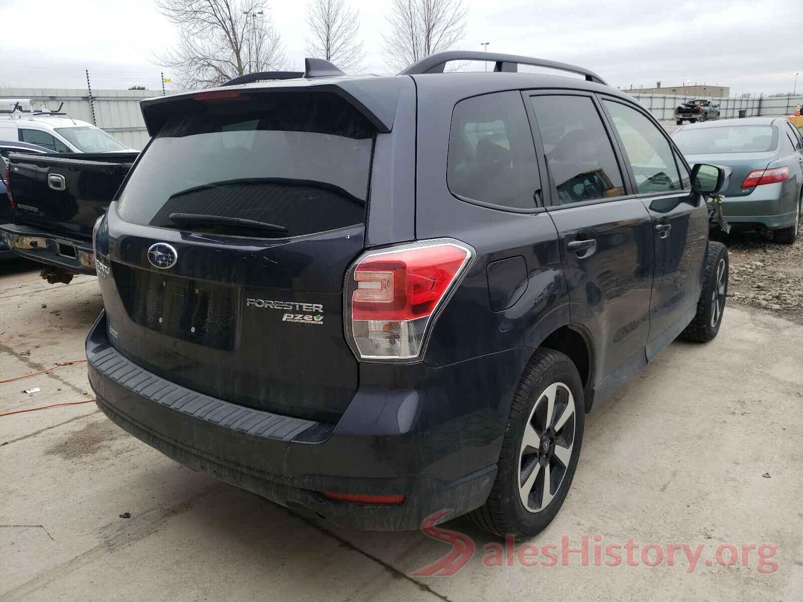 JF2SJAGC7JH401951 2018 SUBARU FORESTER