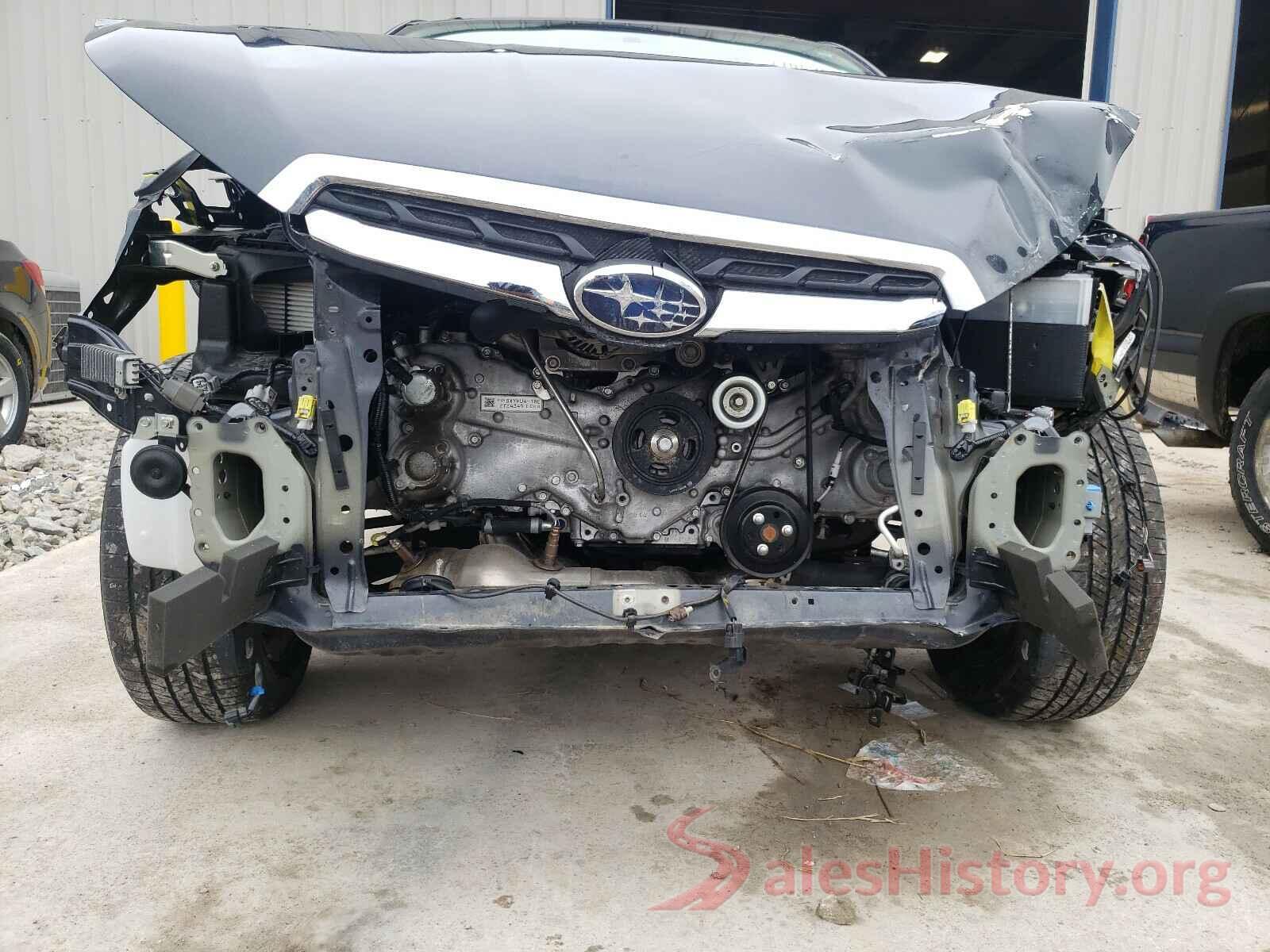 JF2SJAGC7JH401951 2018 SUBARU FORESTER