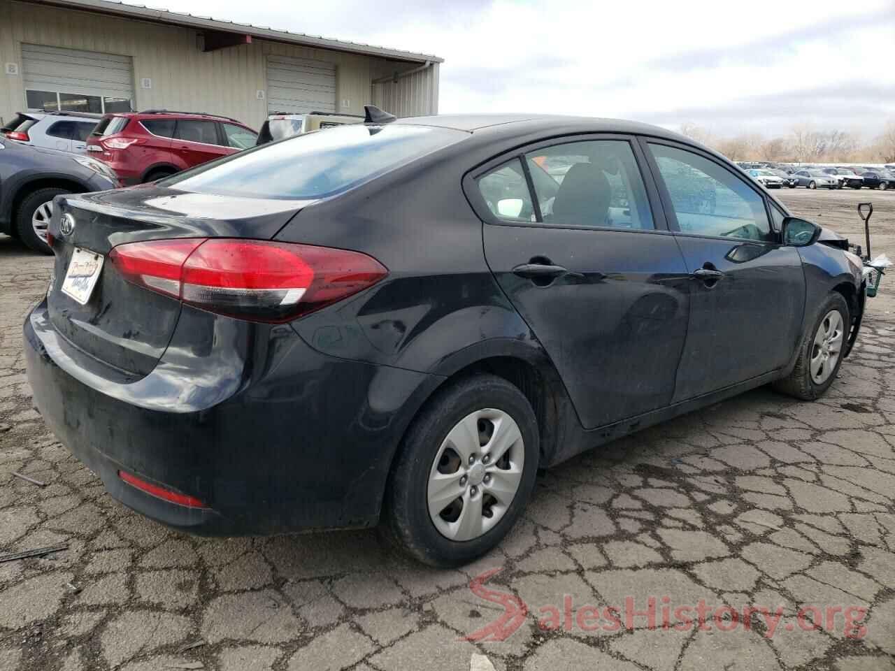 3KPFK4A71JE276882 2018 KIA FORTE